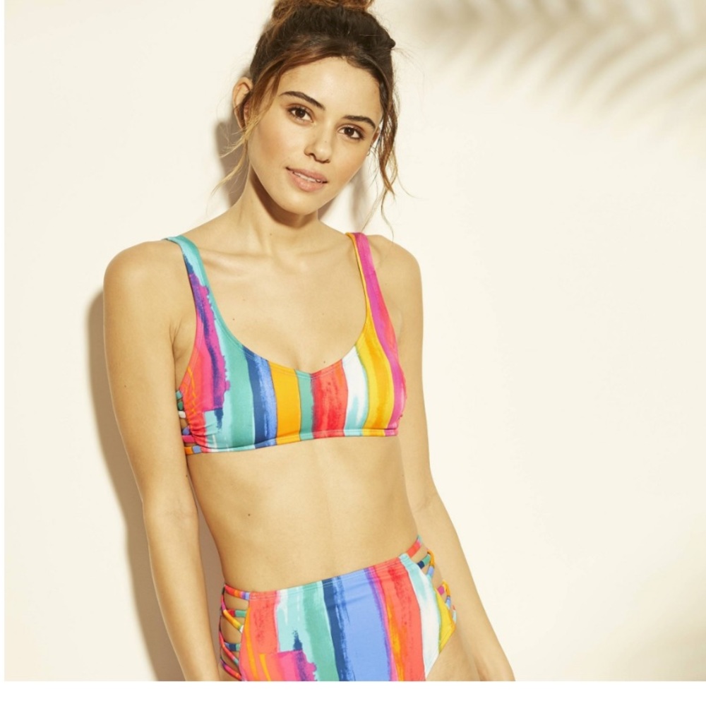 Xhilaration bikini top